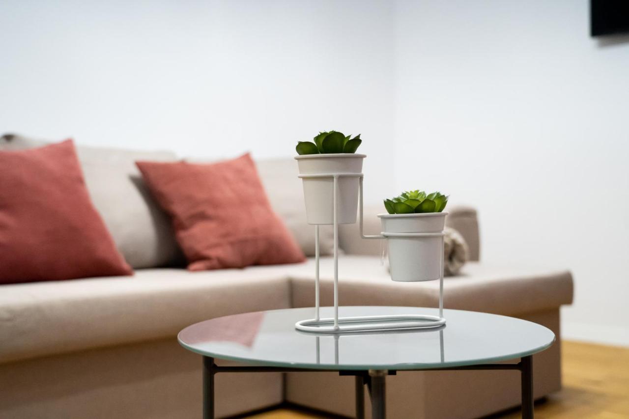 Citadela North 1Br Apartment W Security And Self Check In Βουκουρέστι Εξωτερικό φωτογραφία