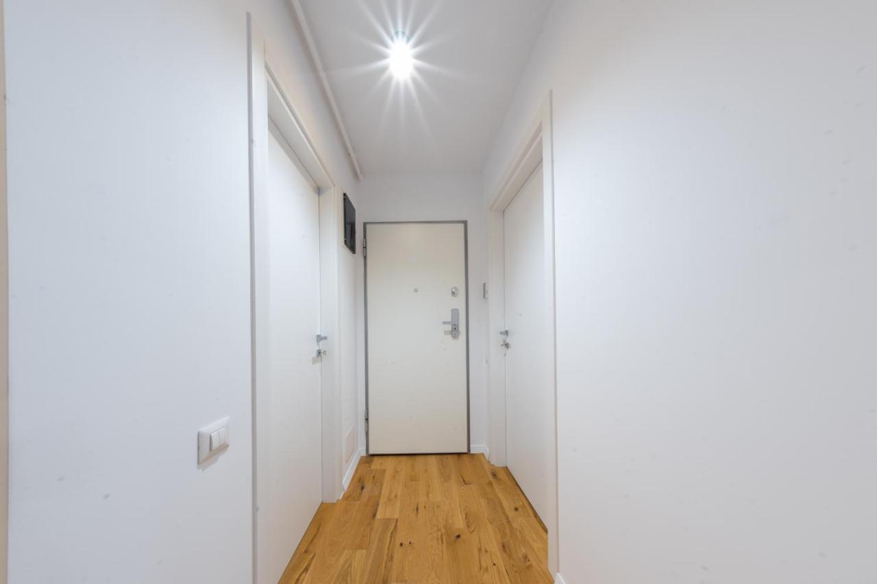 Citadela North 1Br Apartment W Security And Self Check In Βουκουρέστι Εξωτερικό φωτογραφία